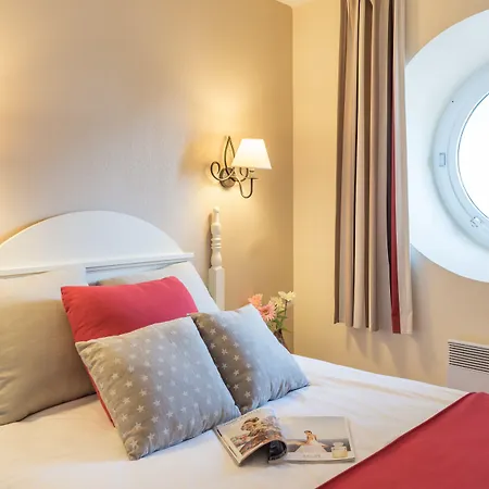 Pierre & La Maldagora 假日公园 3*